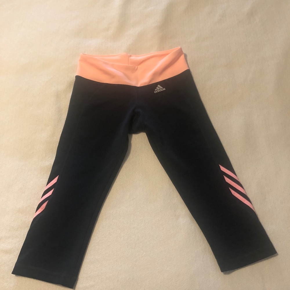 Adidas Cropped Leggings size medium
